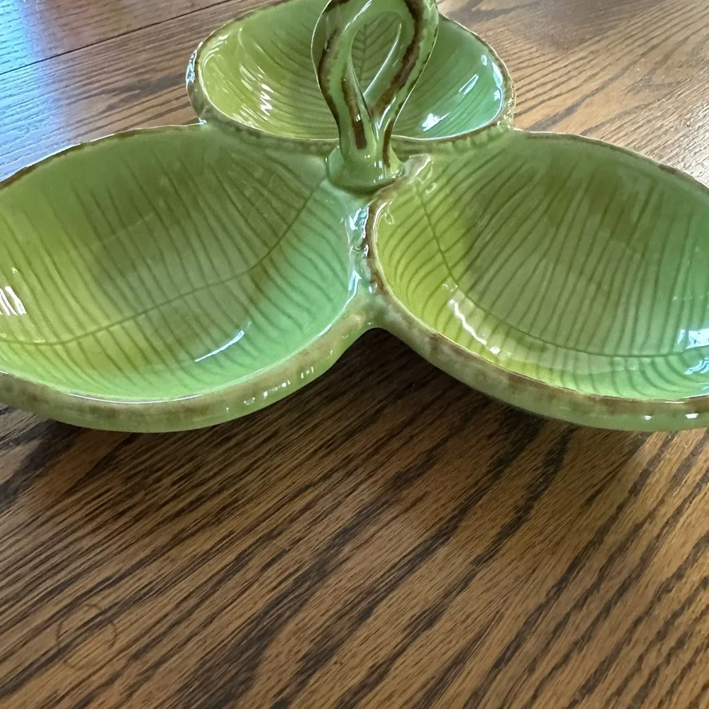 N/A beautiful green